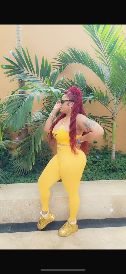 SHAPEWEAR TANGERINE SPORTS BRA TOP AND LEGGINGS